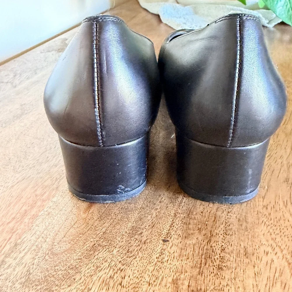Salvatore Ferragamo Boutique Dalan Pumps Black Leather‎ Gancini Block Heel 8AA